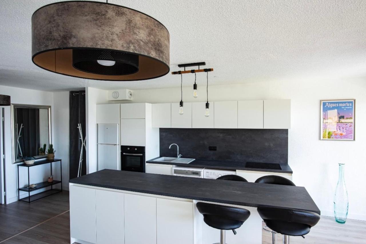 Superb Apartment Near The Port And The Sea 莫吉奥 外观 照片